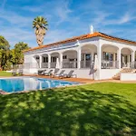 Casa Joaninha - Heated Pool - Algarve Villa *
