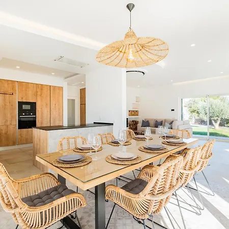 Casa Joaninha - Heated Pool - Algarve * Algoz