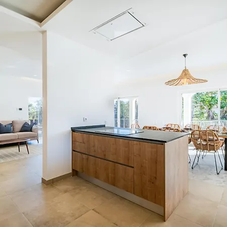 Casa Joaninha - Heated Pool - Algarve * Algoz