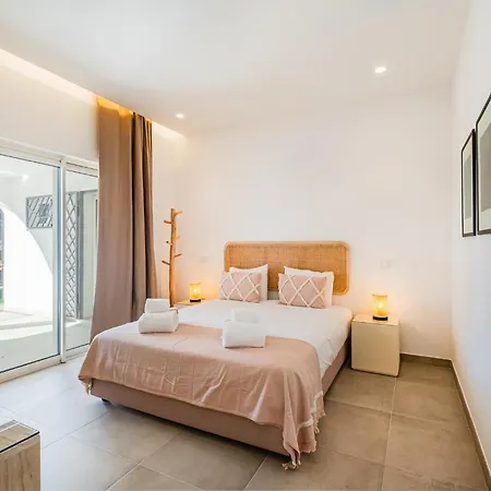 Casa Joaninha - Heated Pool - Algarve Villa *