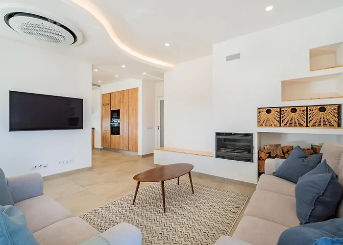 Casa Joaninha - Heated Pool - Algarve * Algoz