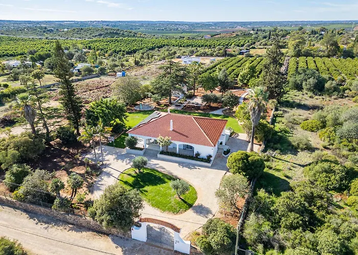 Villa Casa Joaninha - Heated Pool - Algarve