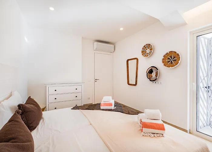 Casa Joaninha - Heated Pool - Algarve Algoz